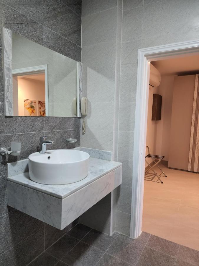 Imperial Suites Hotel 마나마 외부 사진