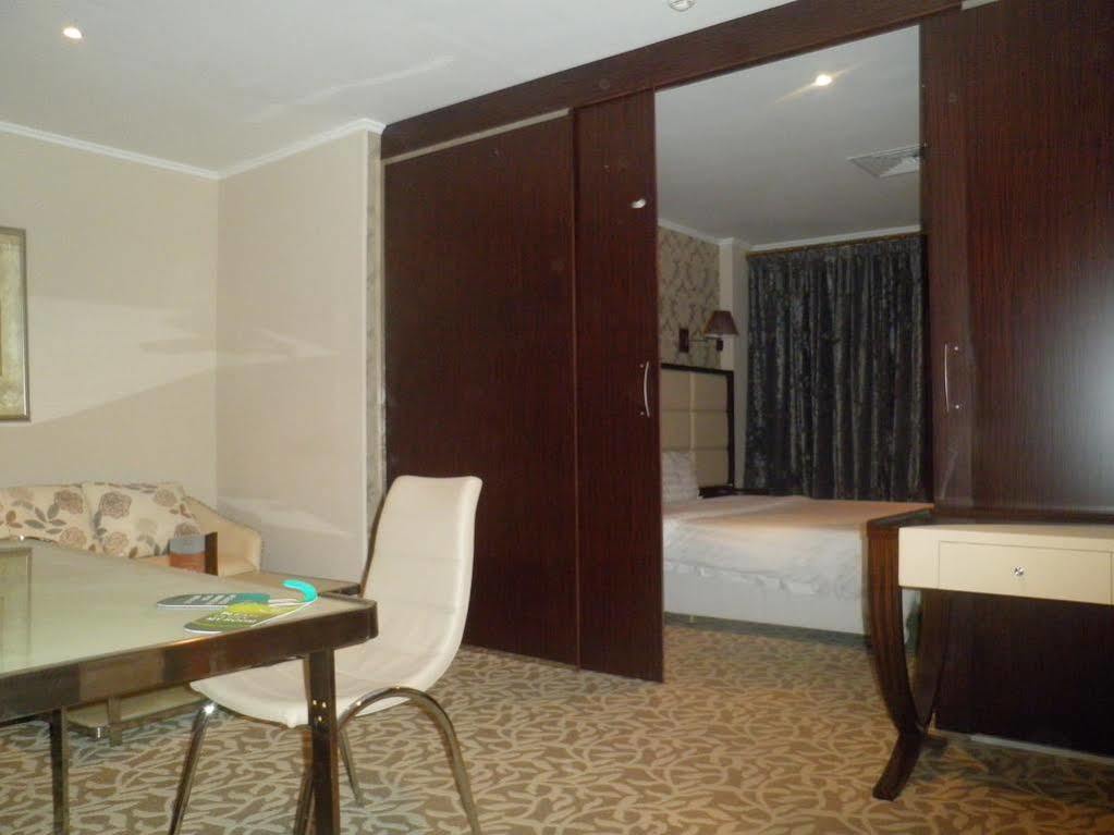 Imperial Suites Hotel 마나마 외부 사진